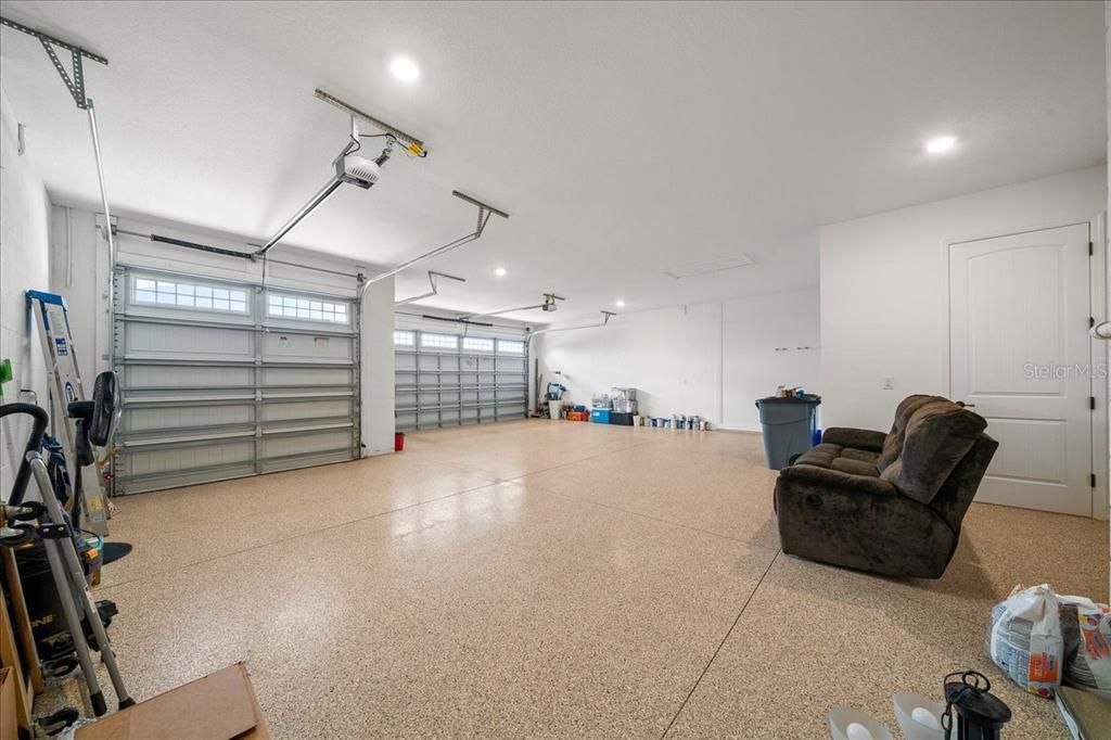 For Sale: $493,250 (2 beds, 2 baths, 2815 Square Feet)