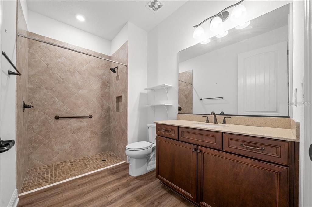 For Sale: $493,250 (2 beds, 2 baths, 2815 Square Feet)