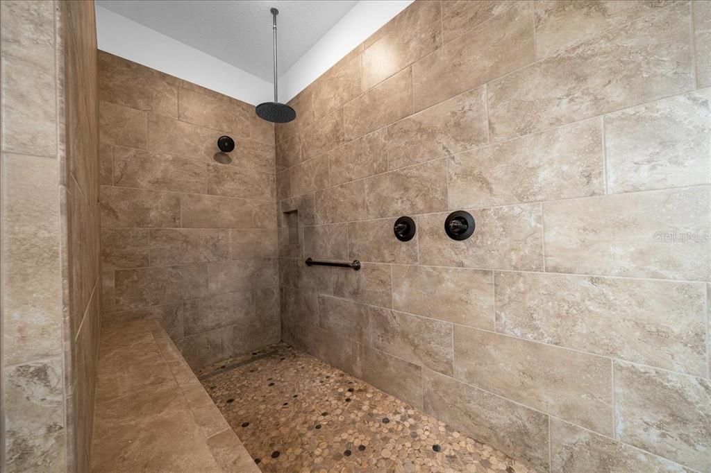 For Sale: $493,250 (2 beds, 2 baths, 2815 Square Feet)