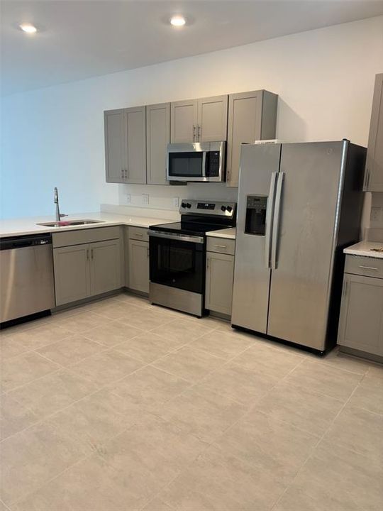 For Rent: $1,900 (2 beds, 2 baths, 1238 Square Feet)