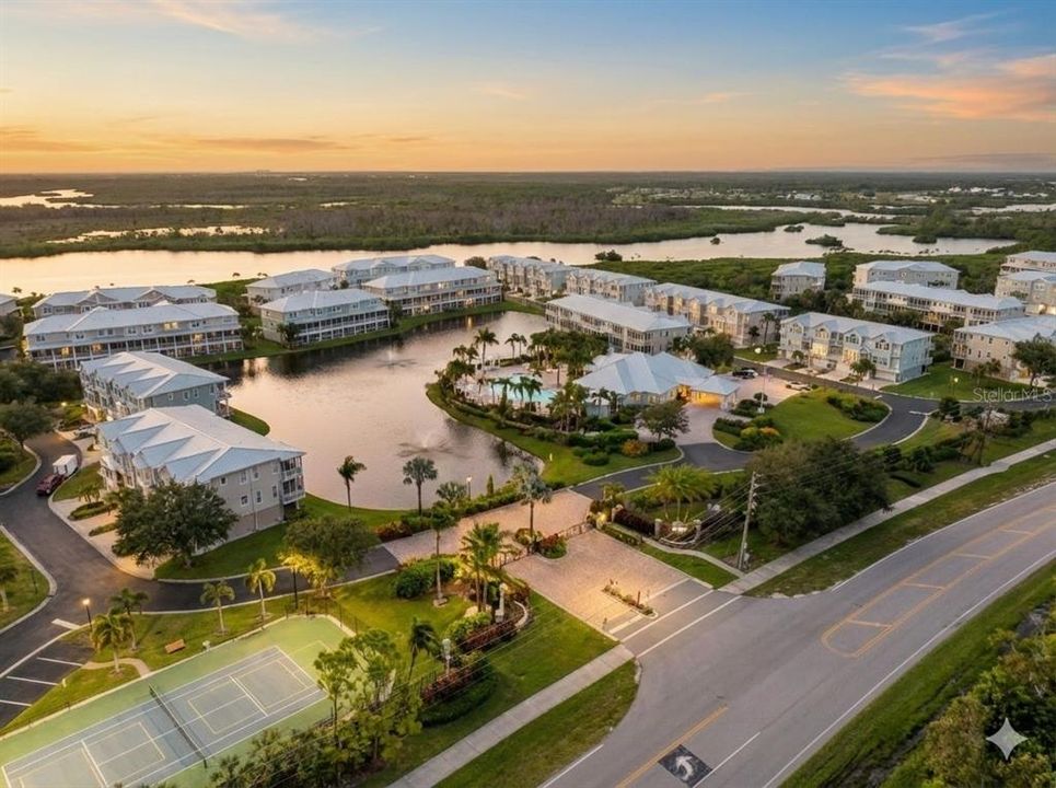 На продажу: $425,000 (3 спален, 2 ванн, 2248 Квадратных фут)