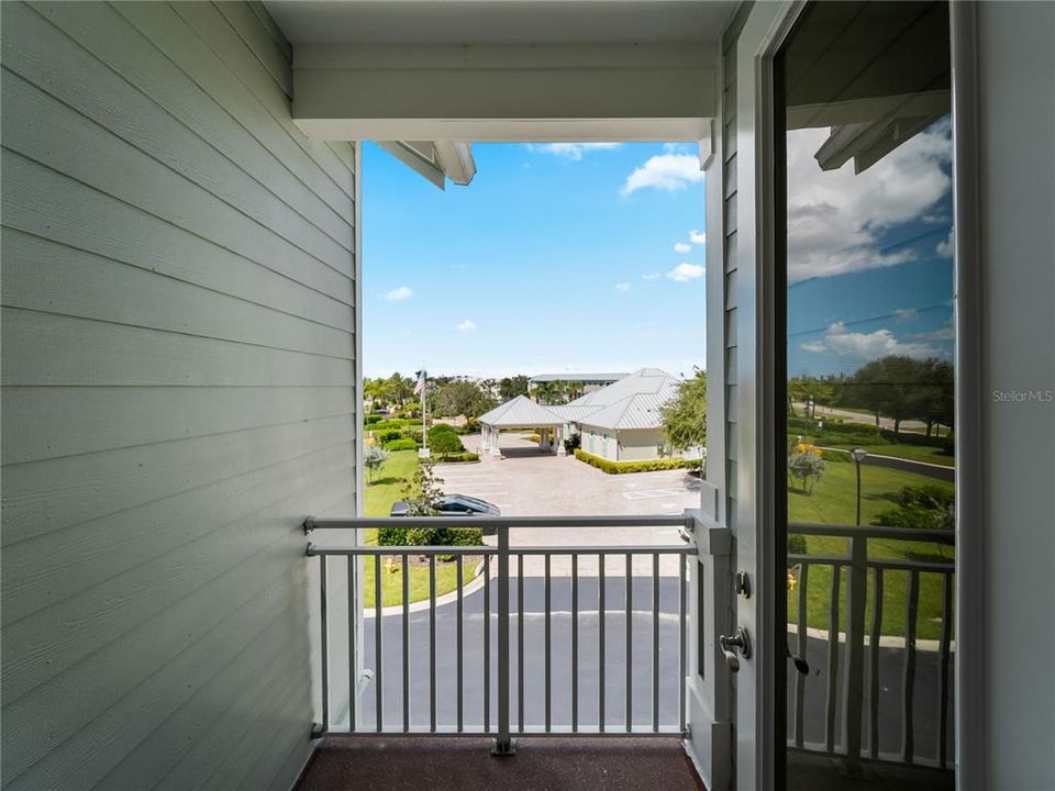 For Sale: $425,000 (3 beds, 2 baths, 2248 Square Feet)