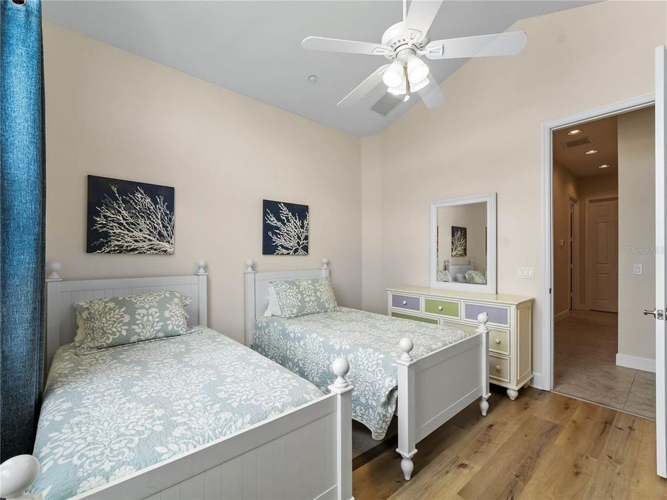 For Sale: $425,000 (3 beds, 2 baths, 2248 Square Feet)