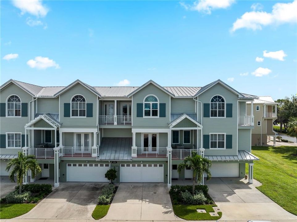 For Sale: $425,000 (3 beds, 2 baths, 2248 Square Feet)