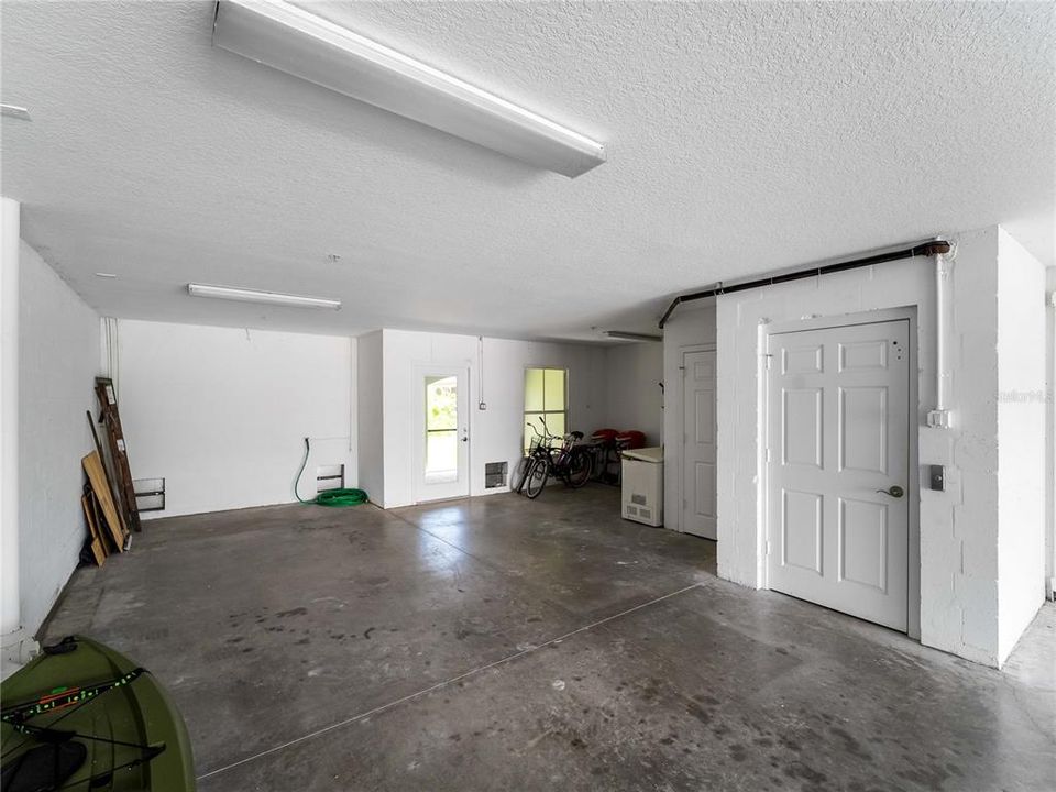 For Sale: $425,000 (3 beds, 2 baths, 2248 Square Feet)