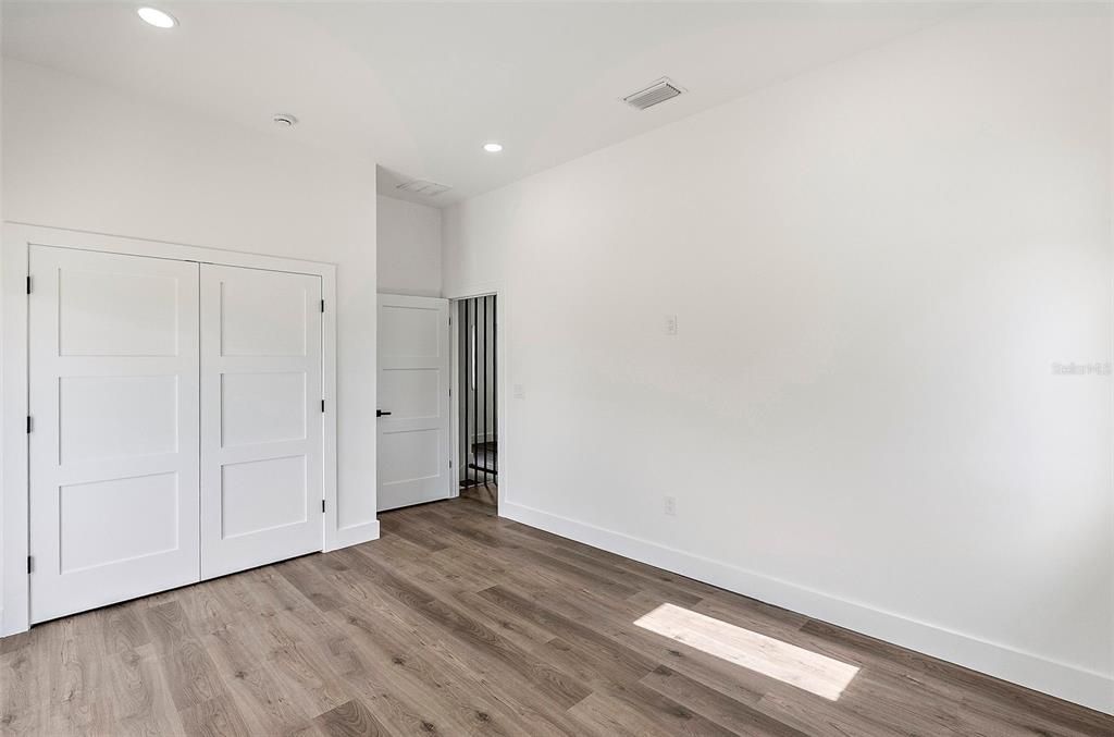 Active With Contract: $849,000 (4 beds, 3 baths, 2401 Square Feet)