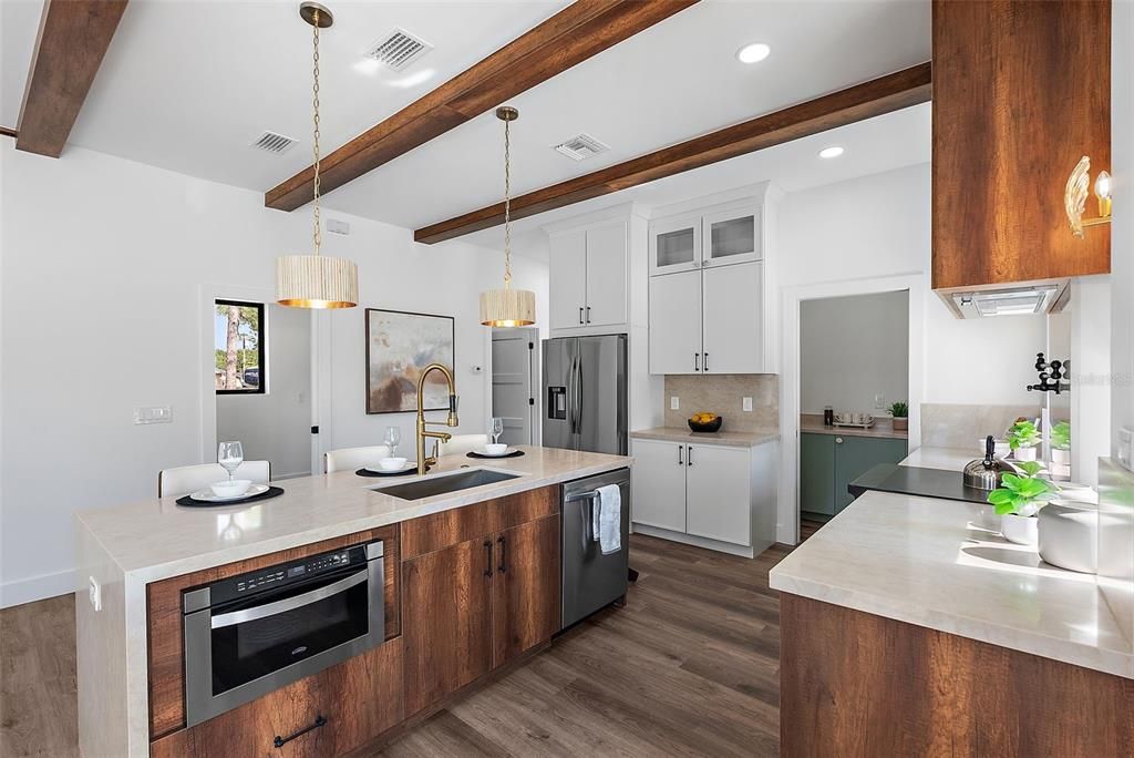 Active With Contract: $849,000 (4 beds, 3 baths, 2401 Square Feet)