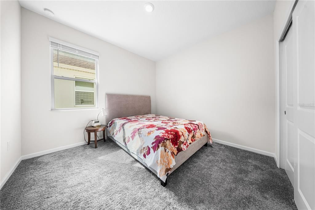 На продажу: $369,000 (3 спален, 2 ванн, 1918 Квадратных фут)