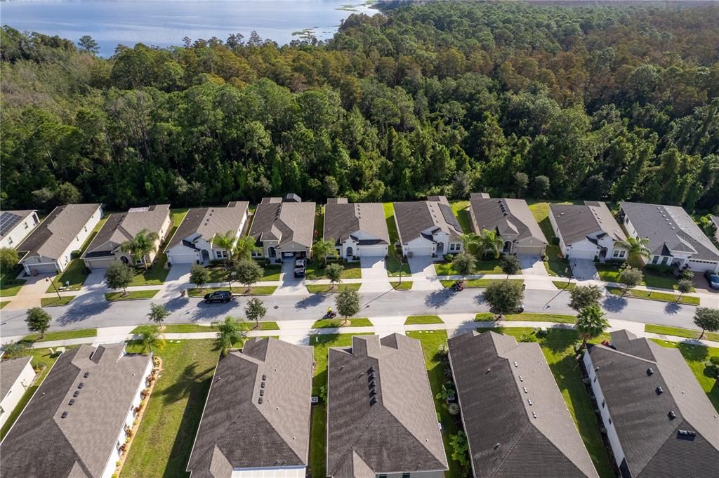 На продажу: $369,000 (3 спален, 2 ванн, 1918 Квадратных фут)