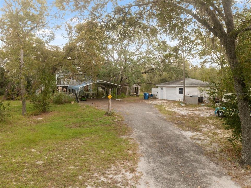 For Sale: $295,000 (2 beds, 1 baths, 2016 Square Feet)