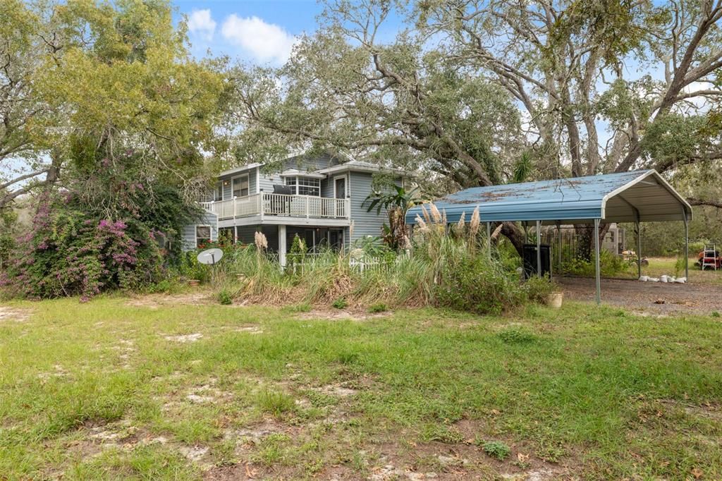 For Sale: $295,000 (2 beds, 1 baths, 2016 Square Feet)