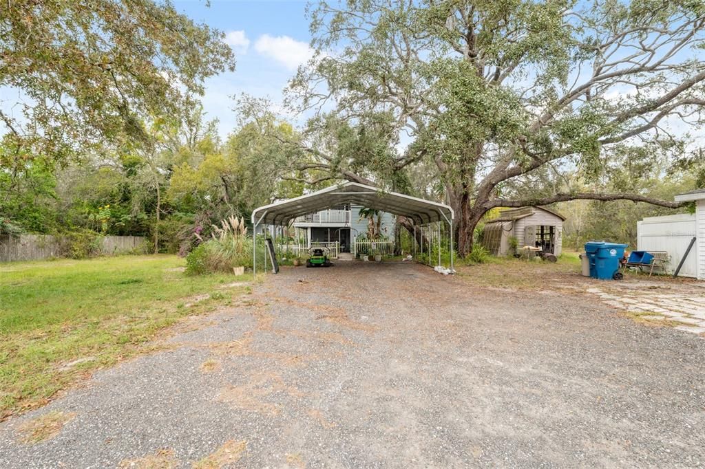 For Sale: $295,000 (2 beds, 1 baths, 2016 Square Feet)