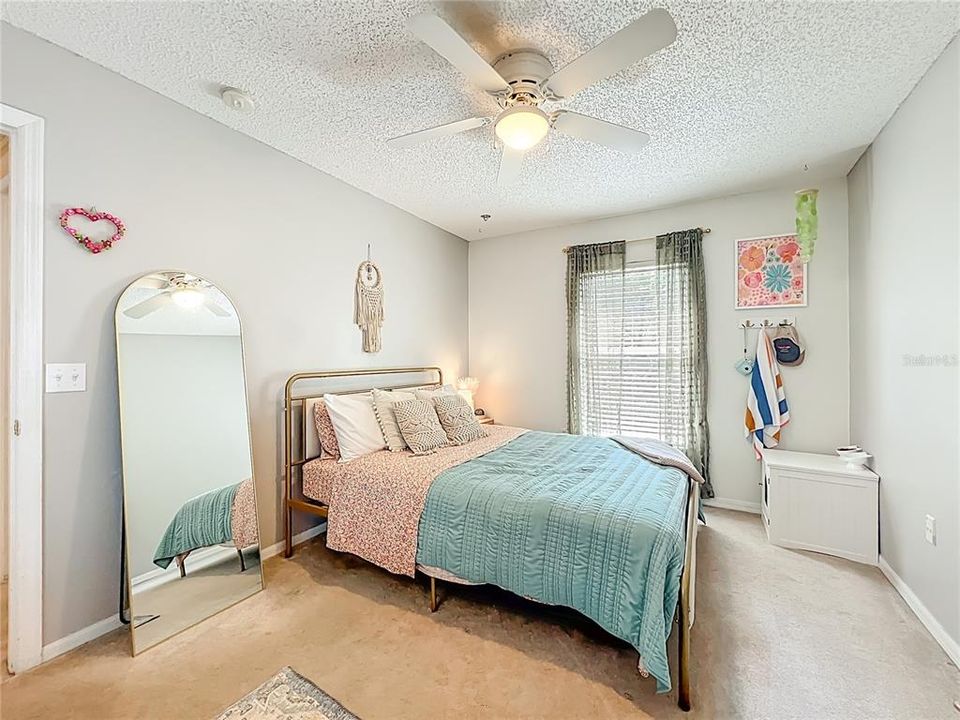 For Sale: $328,000 (4 beds, 2 baths, 2088 Square Feet)