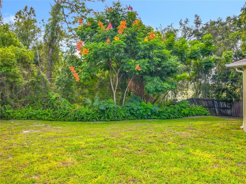 For Sale: $328,000 (4 beds, 2 baths, 2088 Square Feet)