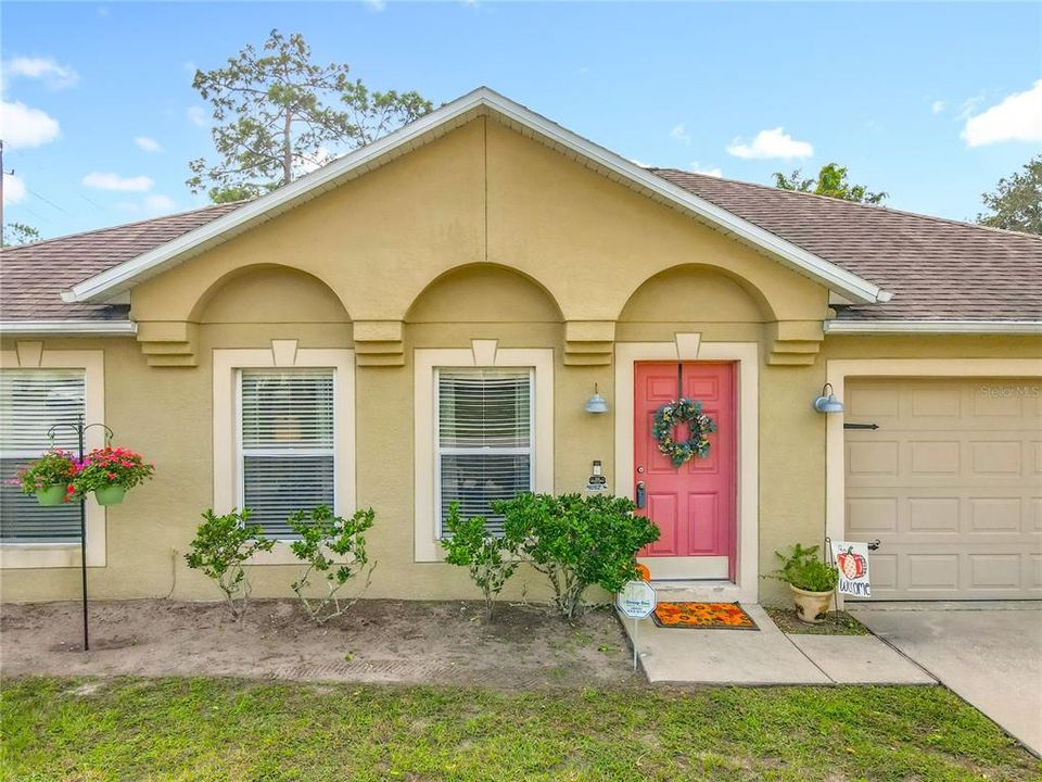 For Sale: $328,000 (4 beds, 2 baths, 2088 Square Feet)