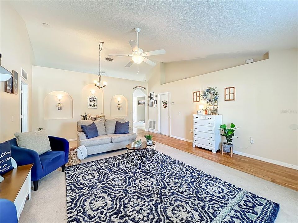 For Sale: $328,000 (4 beds, 2 baths, 2088 Square Feet)