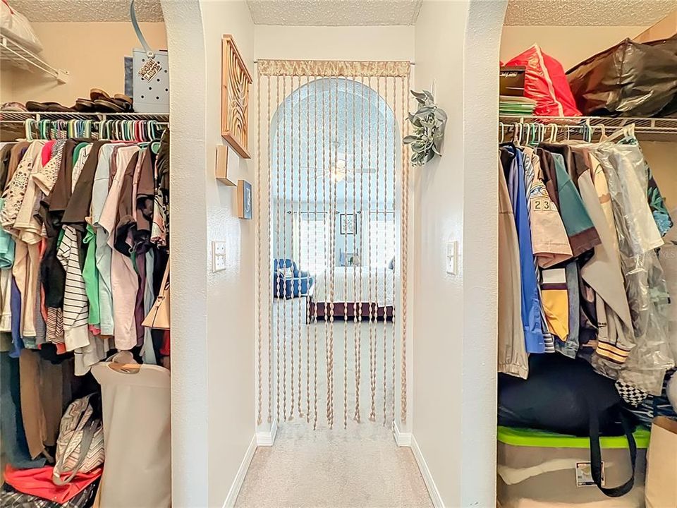 For Sale: $328,000 (4 beds, 2 baths, 2088 Square Feet)