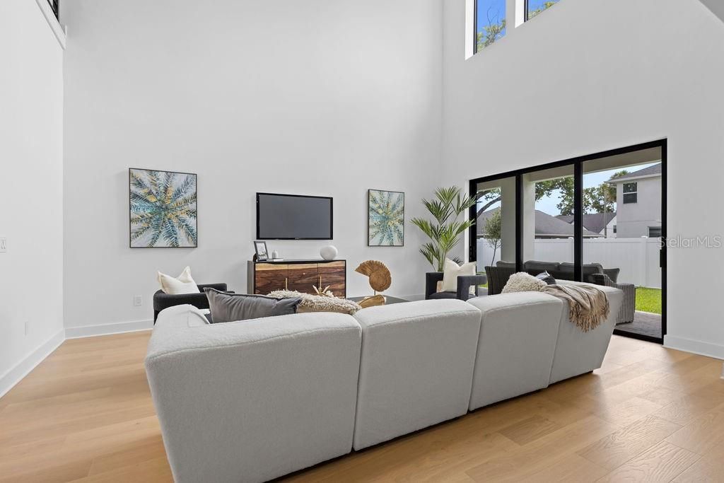 En Venta: $1,470,000 (5 camas, 4 baños, 3781 Pies cuadrados)