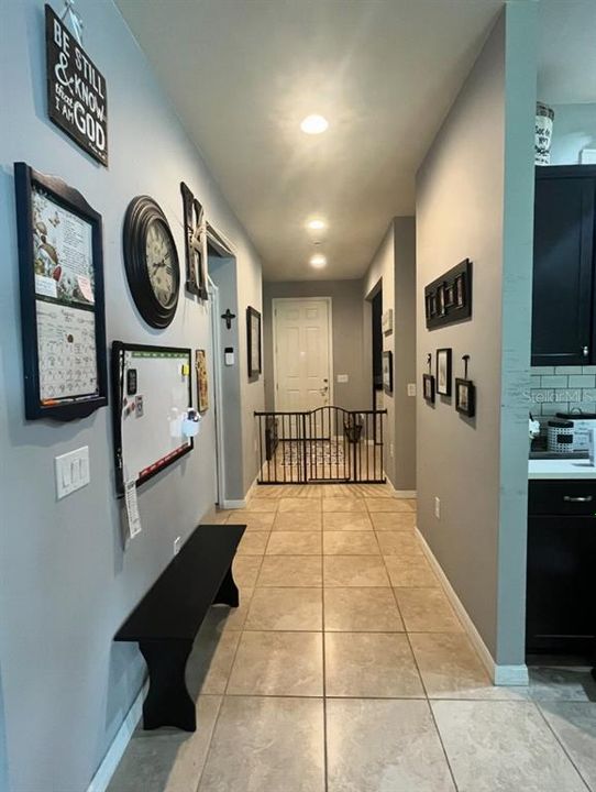 En Venta: $475,000 (4 camas, 2 baños, 2856 Pies cuadrados)