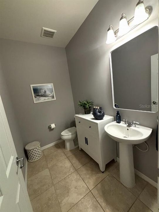 En Venta: $475,000 (4 camas, 2 baños, 2856 Pies cuadrados)