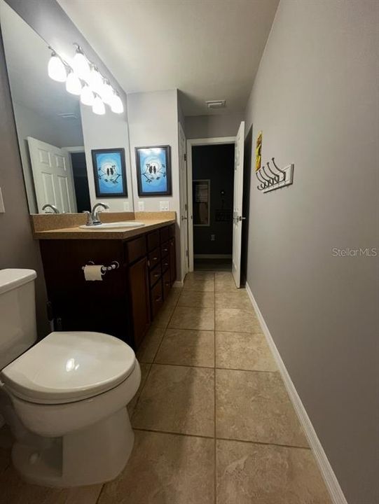 En Venta: $475,000 (4 camas, 2 baños, 2856 Pies cuadrados)