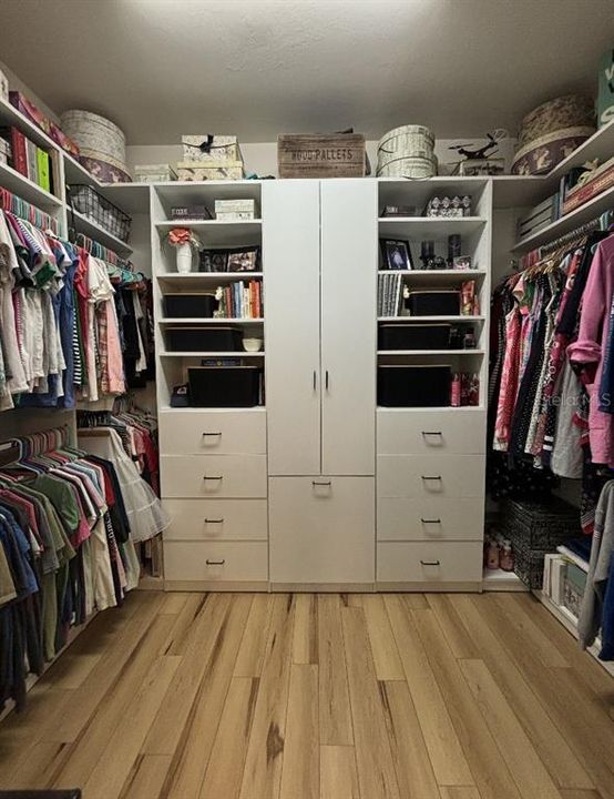 En Venta: $475,000 (4 camas, 2 baños, 2856 Pies cuadrados)