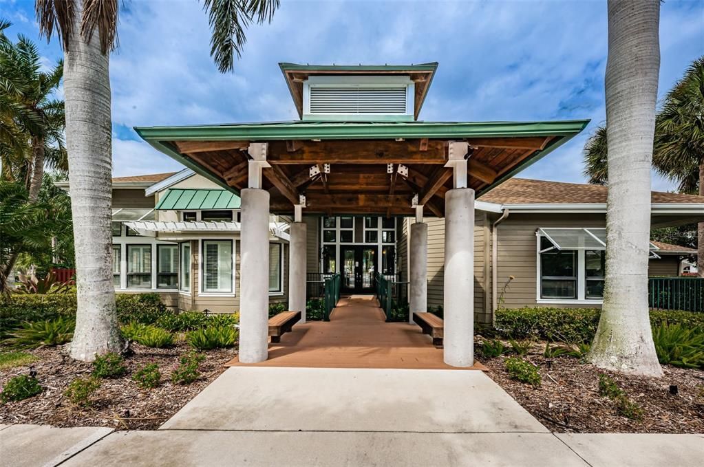 待售: $360,000 (2 贝兹, 2 浴室, 1240 平方英尺)