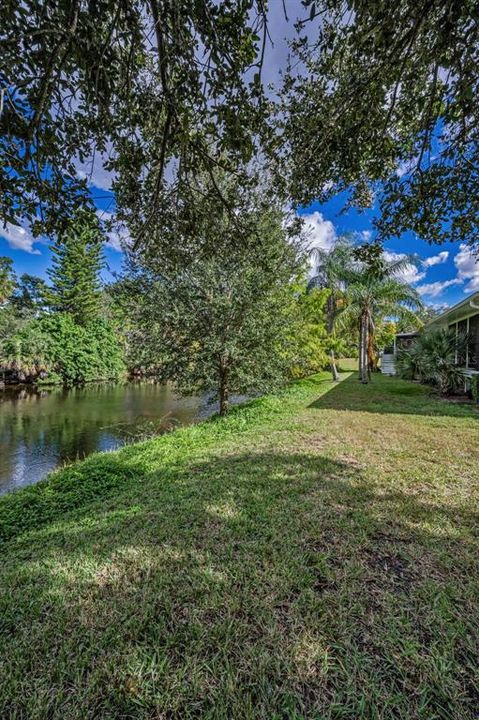 待售: $360,000 (2 贝兹, 2 浴室, 1240 平方英尺)