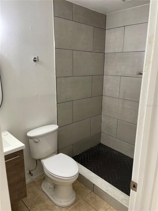 В аренду: $1,900 (3 спален, 2 ванн, 1032 Квадратных фут)