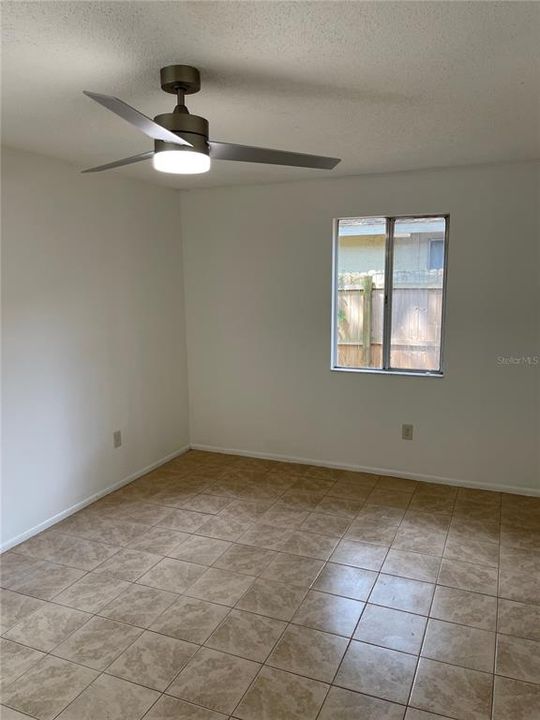 В аренду: $1,900 (3 спален, 2 ванн, 1032 Квадратных фут)