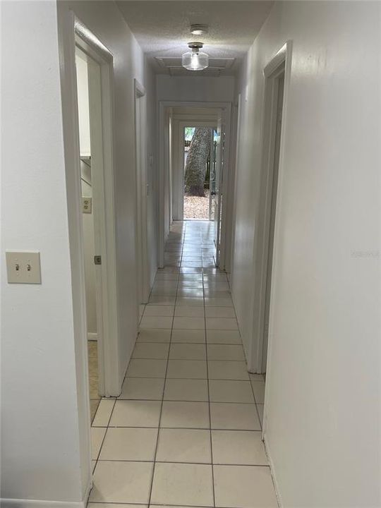 В аренду: $1,900 (3 спален, 2 ванн, 1032 Квадратных фут)