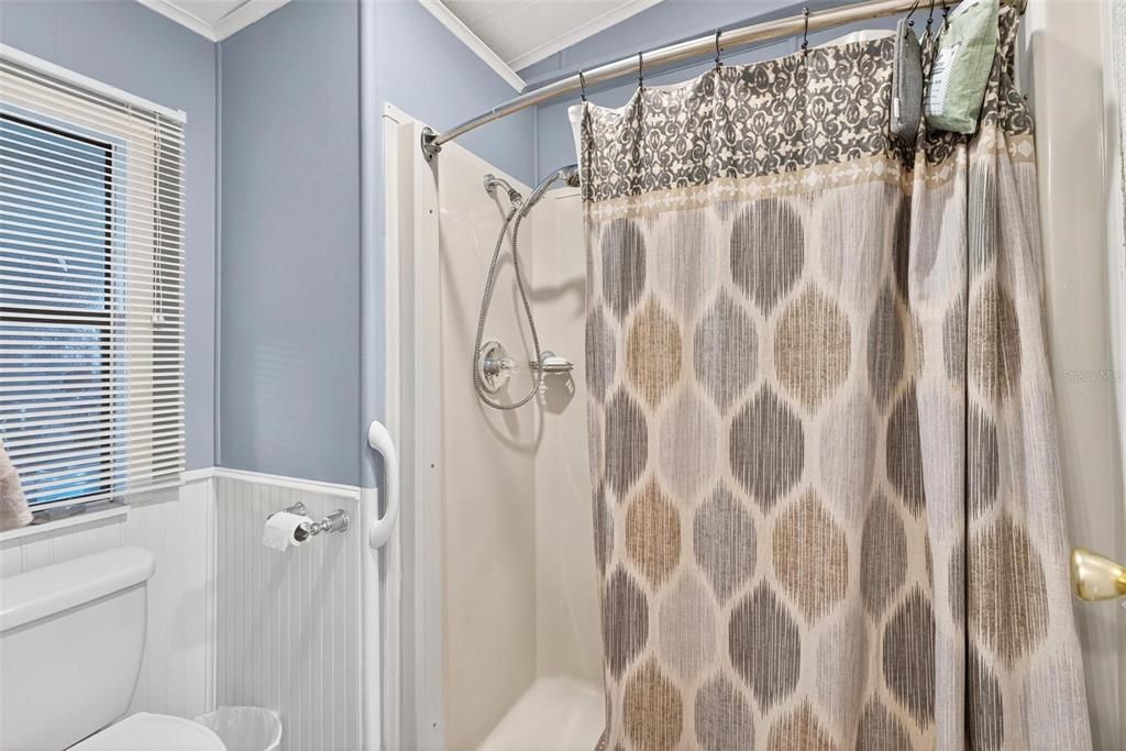 For Sale: $169,900 (2 beds, 2 baths, 1040 Square Feet)