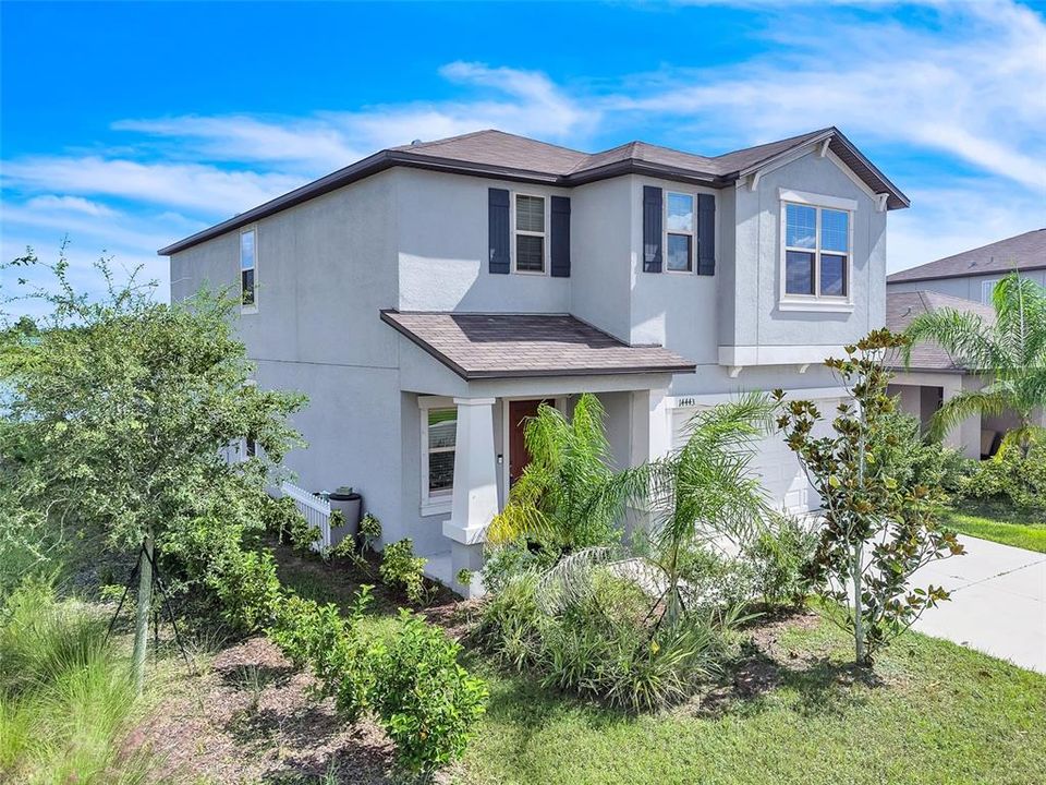 For Sale: $425,000 (6 beds, 3 baths, 2614 Square Feet)