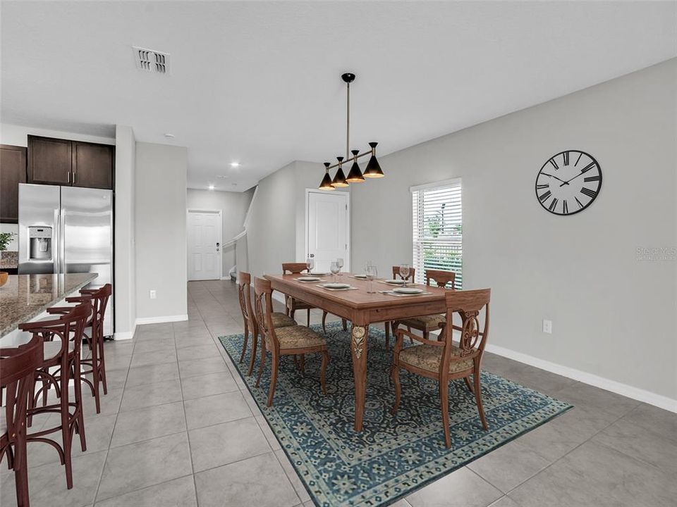 For Sale: $425,000 (6 beds, 3 baths, 2614 Square Feet)