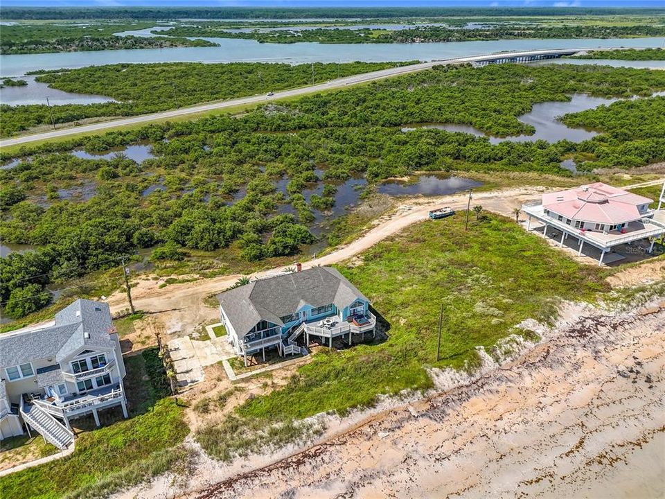 待售: $695,000 (1.35 acres)