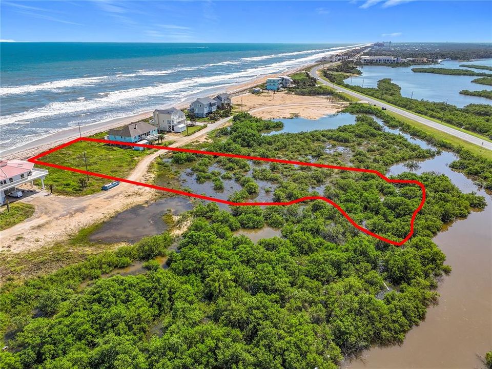 待售: $695,000 (1.35 acres)