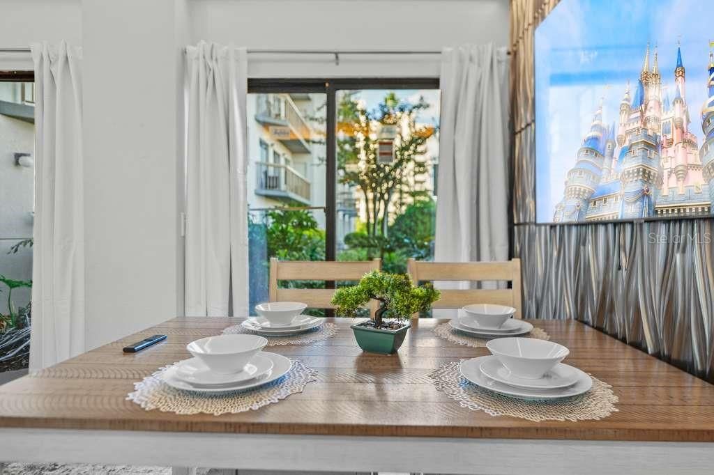 待售: $258,900 (2 贝兹, 2 浴室, 578 平方英尺)