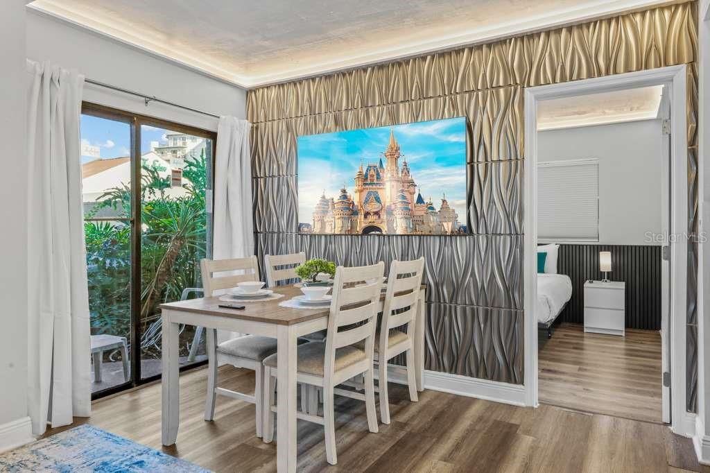 待售: $258,900 (2 贝兹, 2 浴室, 578 平方英尺)