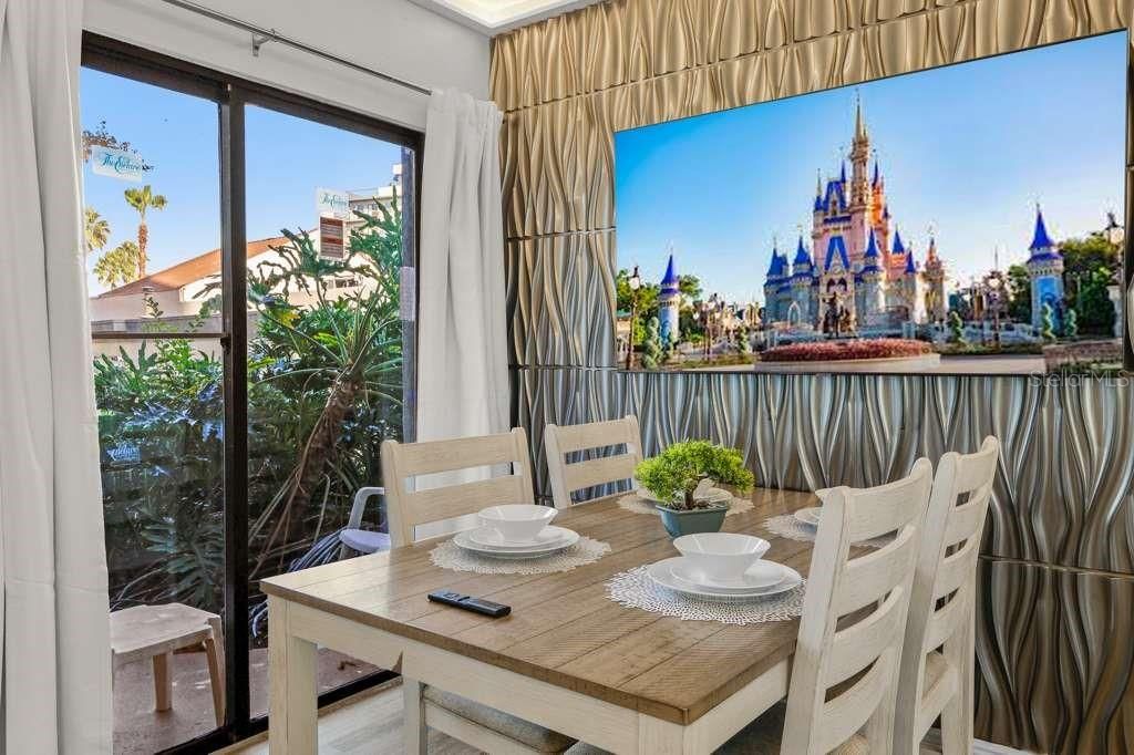 待售: $258,900 (2 贝兹, 2 浴室, 578 平方英尺)