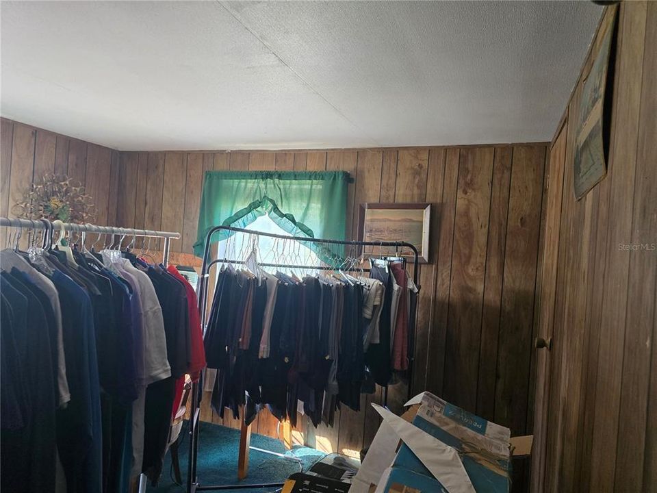 For Sale: $265,000 (3 beds, 2 baths, 1344 Square Feet)