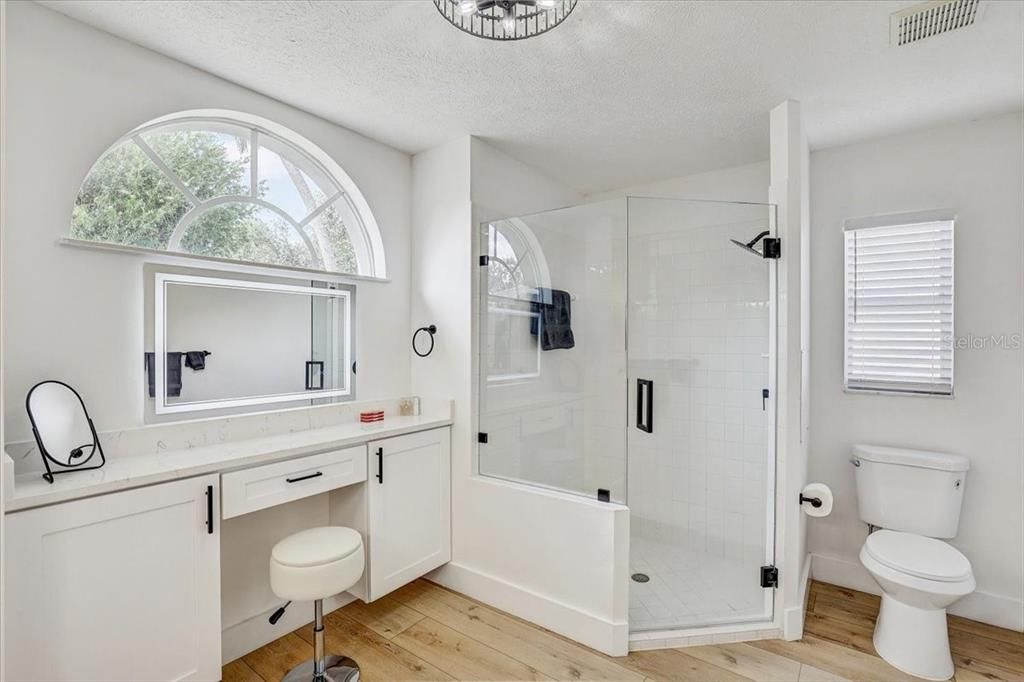 На продажу: $379,900 (3 спален, 2 ванн, 1506 Квадратных фут)