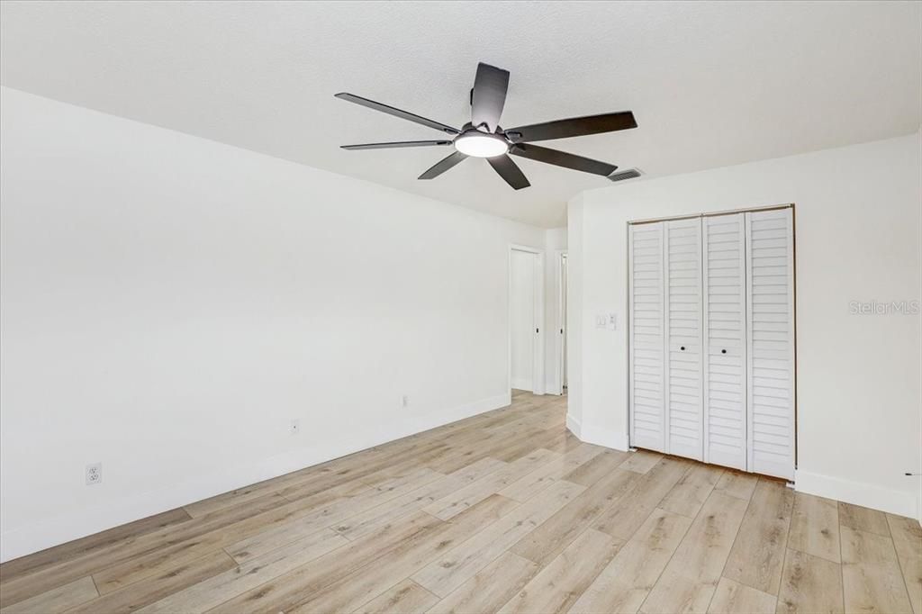 На продажу: $379,900 (3 спален, 2 ванн, 1506 Квадратных фут)