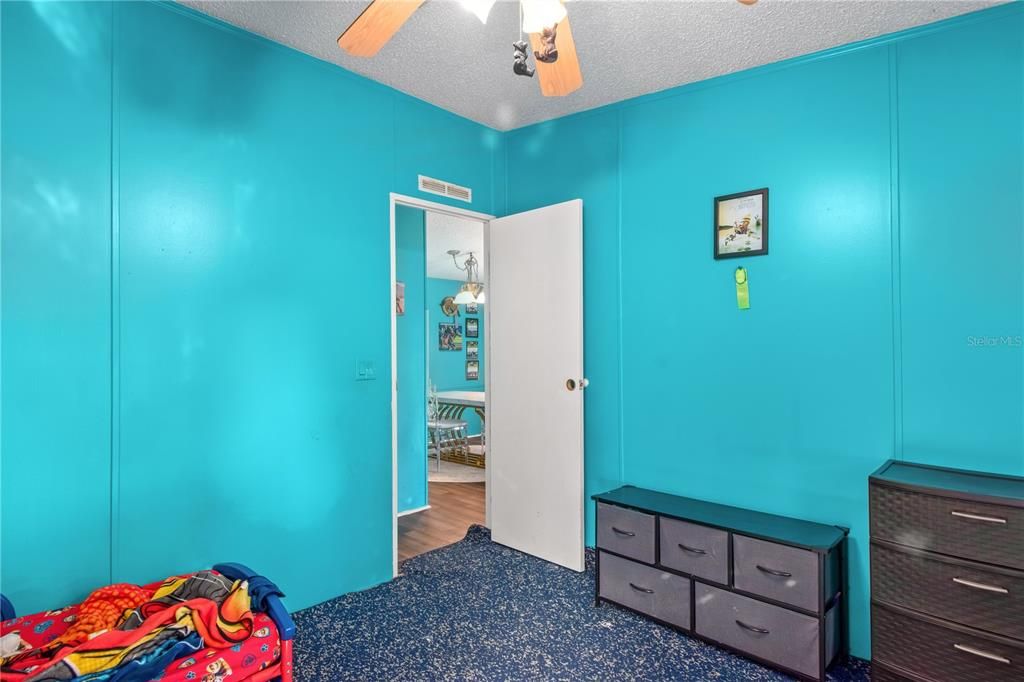 For Sale: $415,000 (3 beds, 2 baths, 1104 Square Feet)