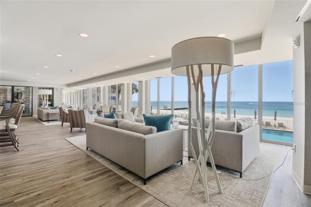 待售: $695,000 (2 贝兹, 2 浴室, 1235 平方英尺)