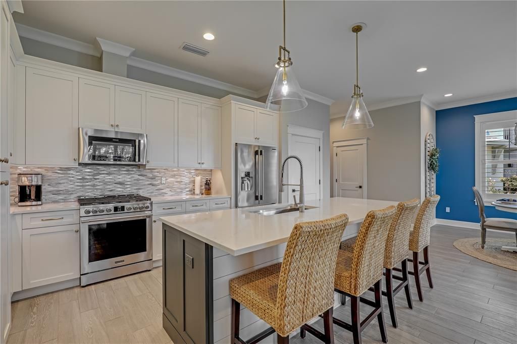 На продажу: $1,395,000 (3 спален, 2 ванн, 2132 Квадратных фут)