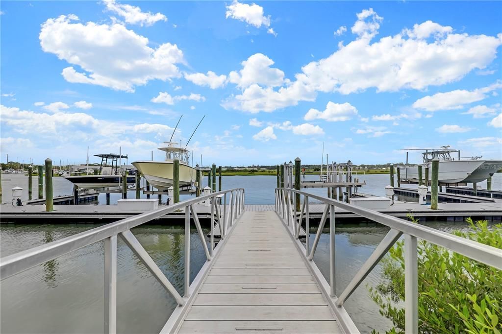 На продажу: $1,395,000 (3 спален, 2 ванн, 2132 Квадратных фут)