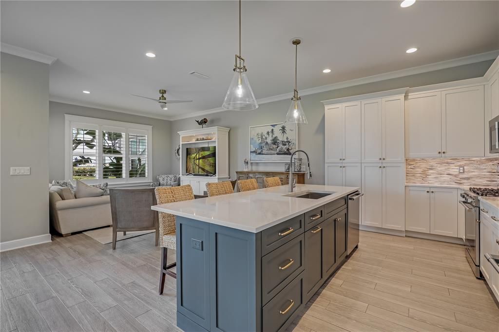 На продажу: $1,395,000 (3 спален, 2 ванн, 2132 Квадратных фут)