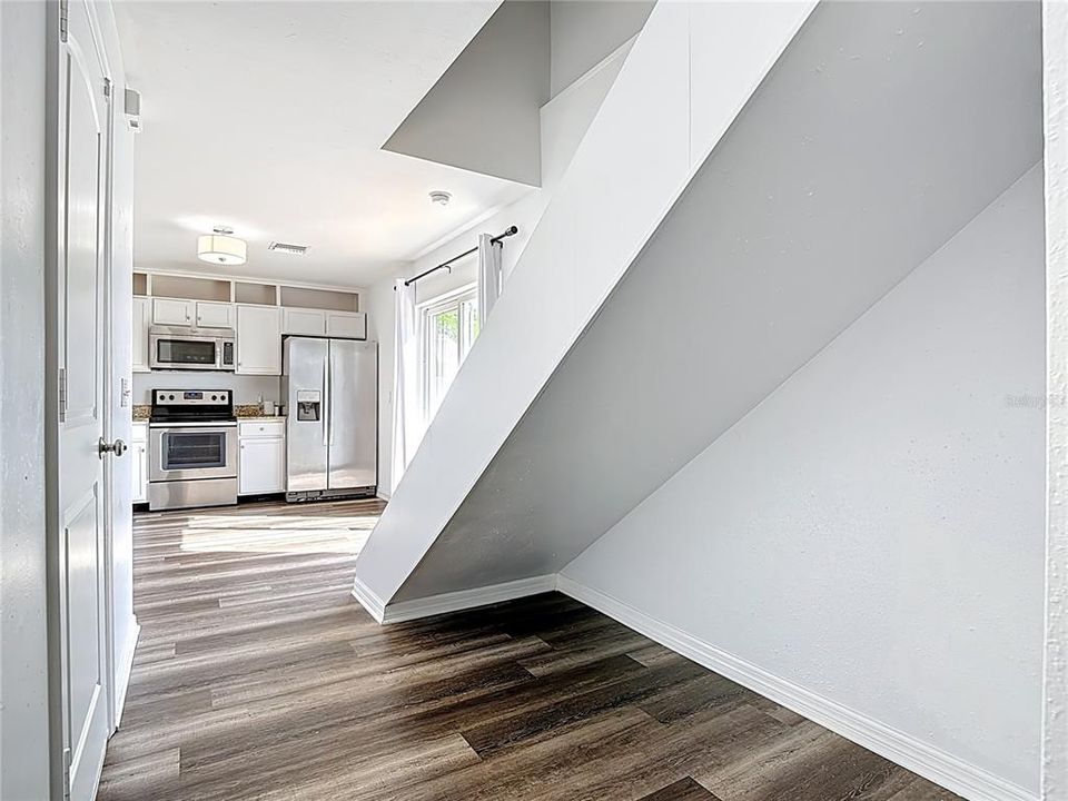 For Sale: $399,000 (3 beds, 2 baths, 1623 Square Feet)