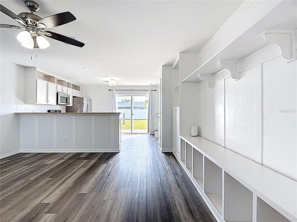 For Sale: $399,000 (3 beds, 2 baths, 1623 Square Feet)