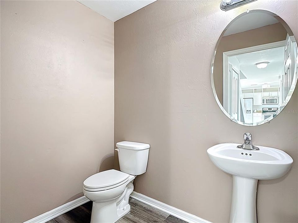 For Sale: $399,000 (3 beds, 2 baths, 1623 Square Feet)